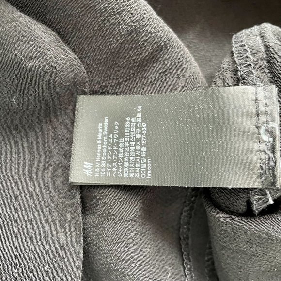 H&M - Dress - Size S - Black - EUC - Picture 3 of 4